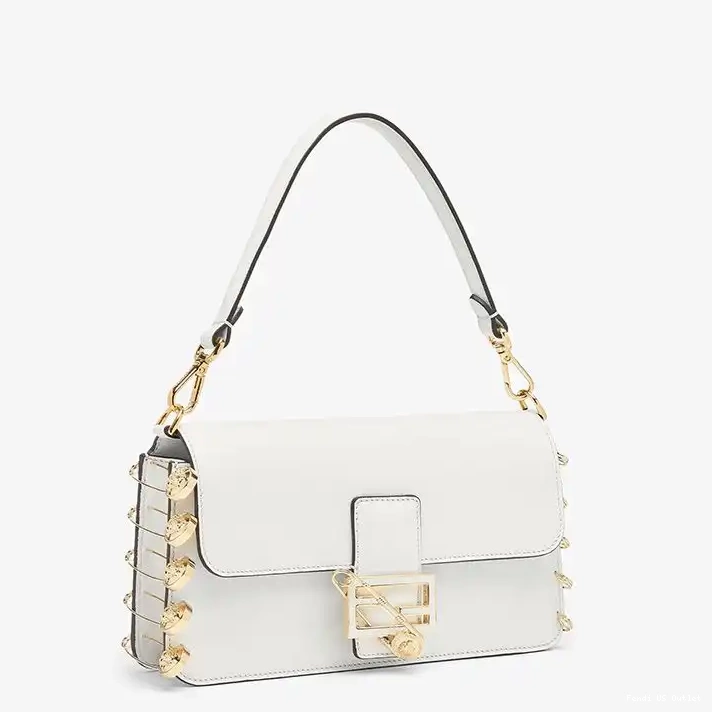 Vintage HOT Pin Fendace Fendi with Calf Baguette In Brooches Leather Medium White Bag 0315