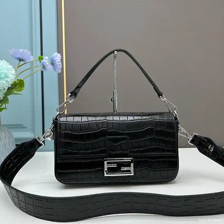 Cheap HOT Crocodile Bag Black In Medium Fendi Baguette Re-Edition Leather 0303