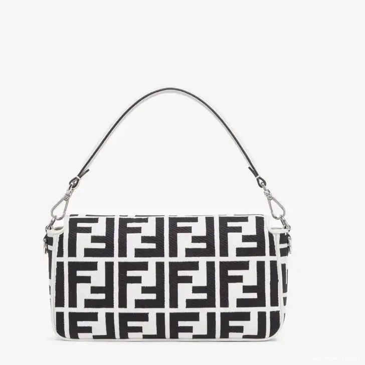 Vintage HOT Baguette Canvas Bag Medium White Black Fendi FF In Motif 0305