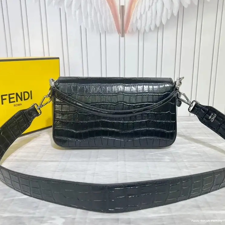 Cheap HOT Medium Crocodile Bag Baguette Tiffany Black Fendi In Leather 0320