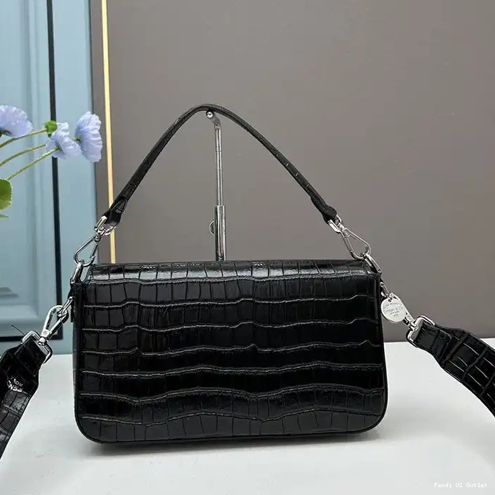 Cheap HOT Crocodile Bag Black In Medium Fendi Baguette Re-Edition Leather 0303